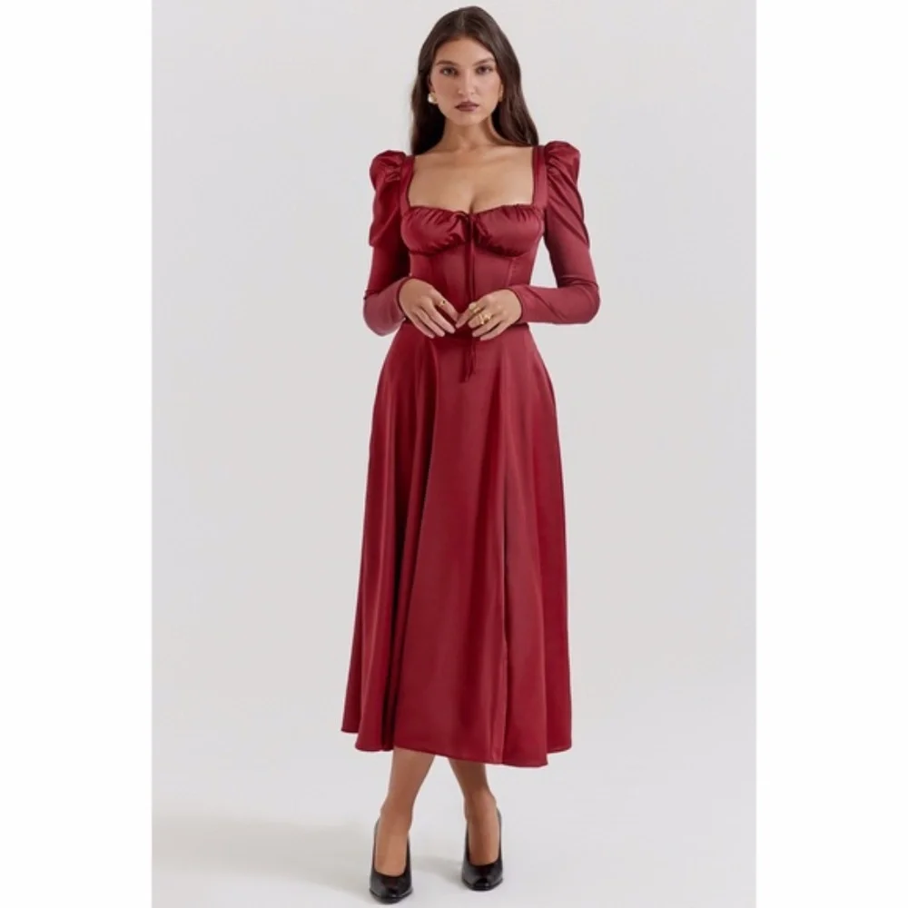 NEW House of CB Sebille Dress Blood Red XS - Picture 4 of 17